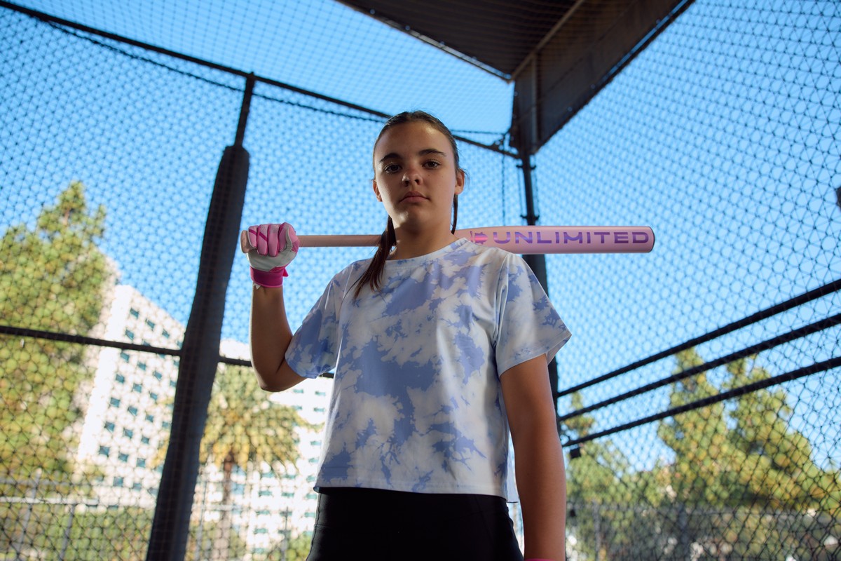 Easton 2026 Ghost Unlimited 1-Piece Double Barrel EXT Composite -10 Fastpitch Softball Bat