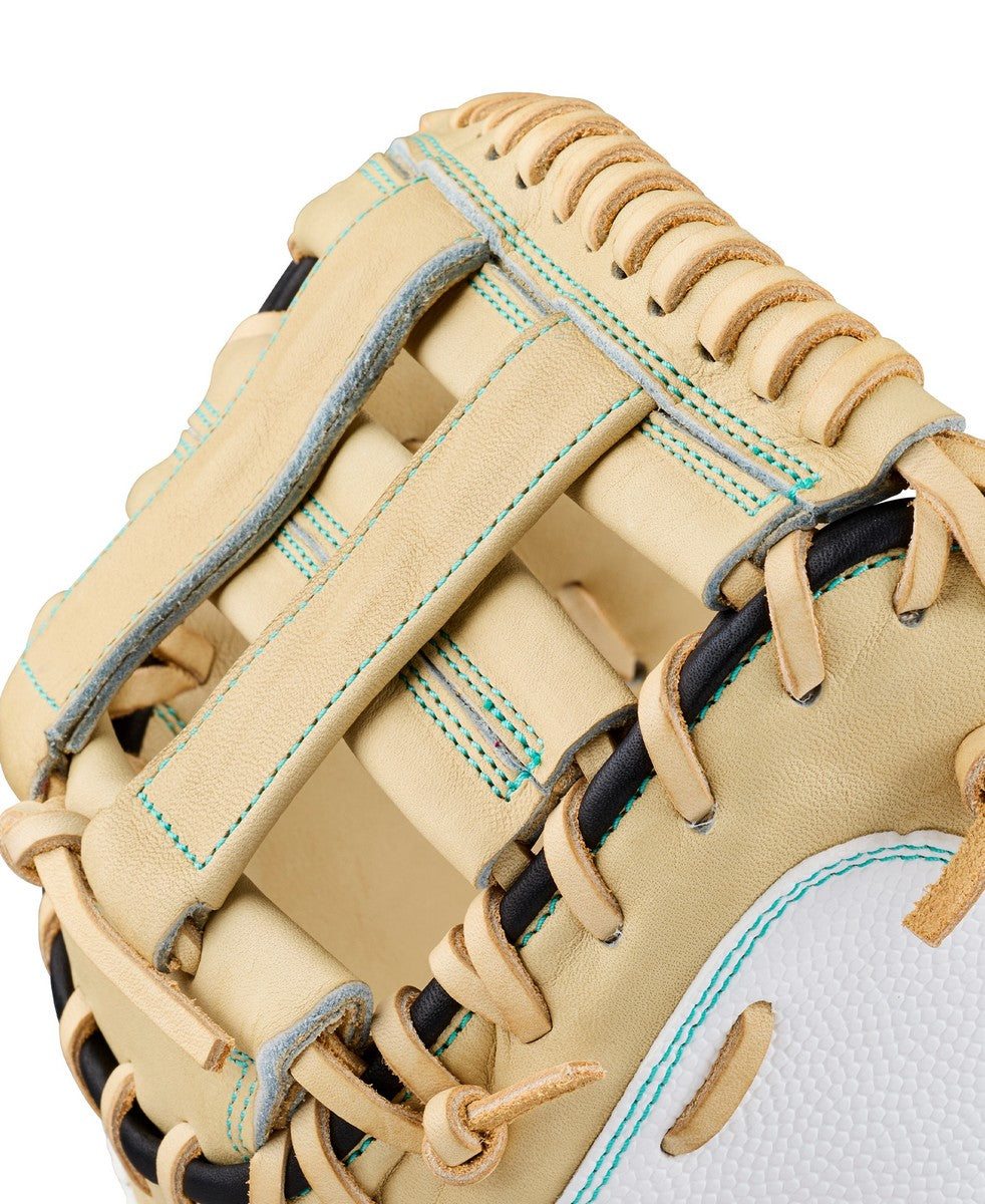Wilson A2000 Annual Collection FPCM23SS Model 34" Superskin Fastpitch Catcher's Mitt