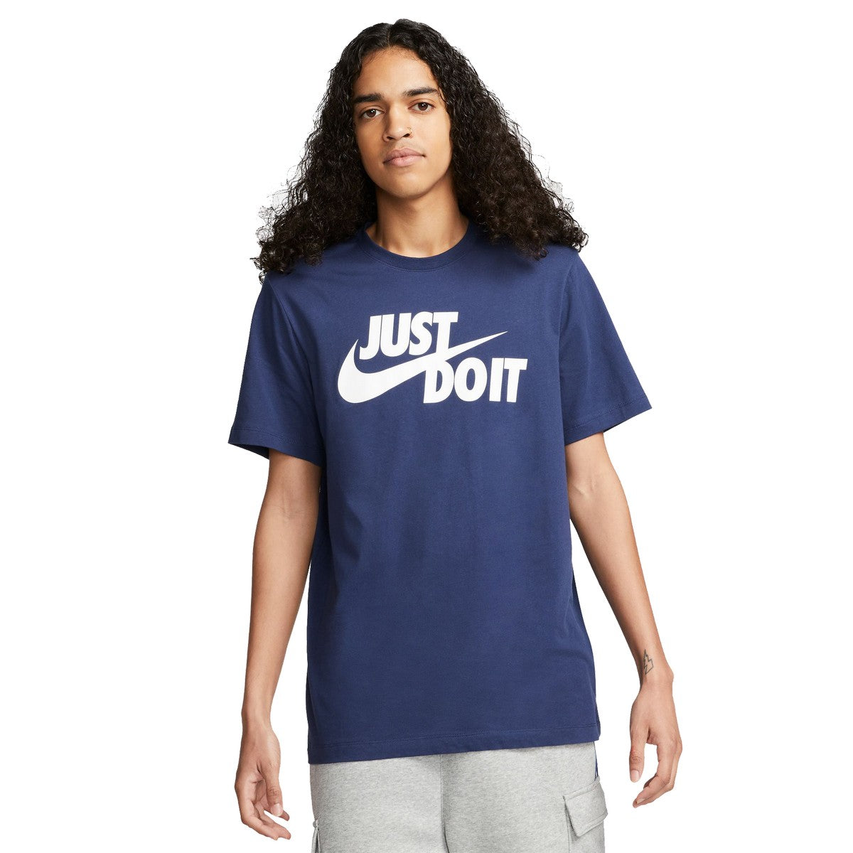 nike sportswear men's just do it swoosh tee